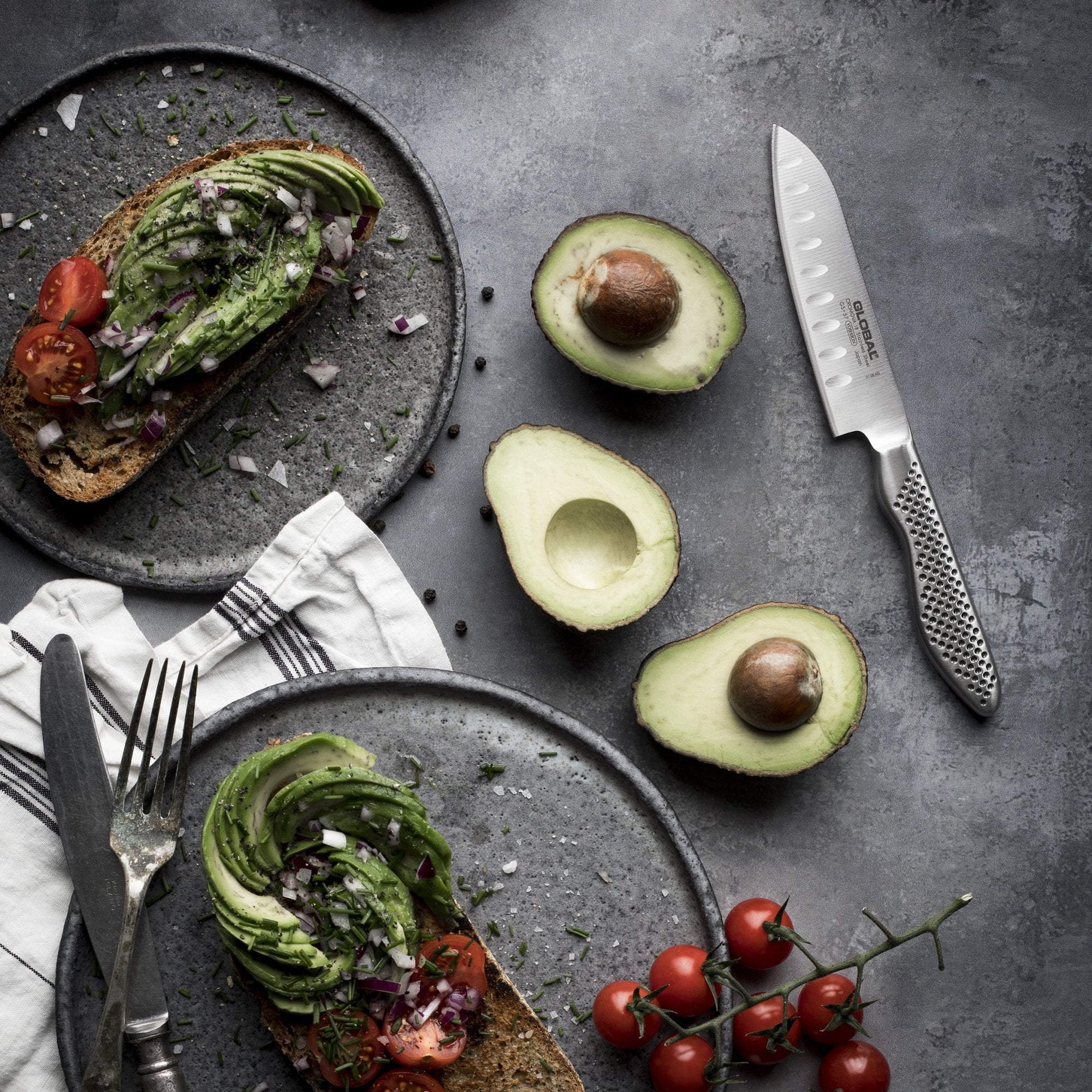 GS-57 Fluted Santoku Knife 11cm - Image 7