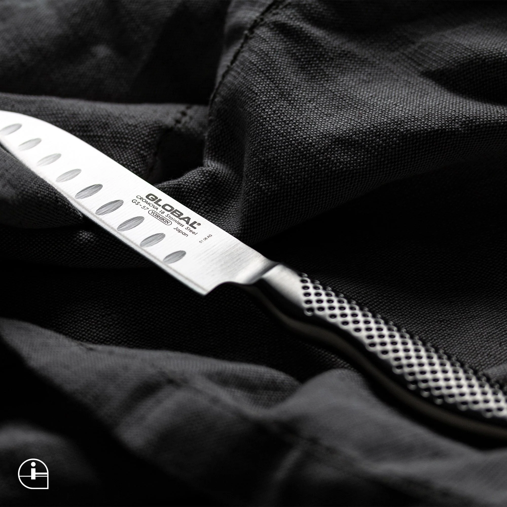 GS-57 Fluted Santoku Knife 11cm - Image 8